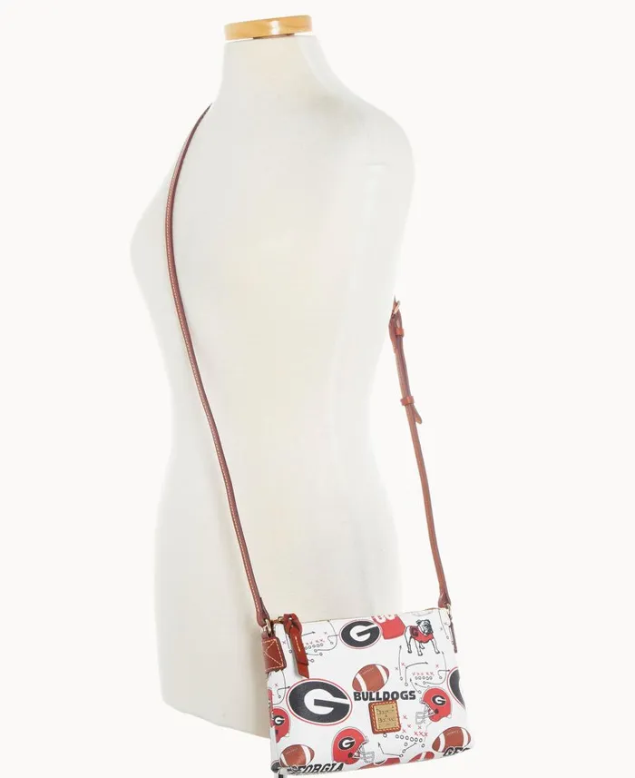Woman Collegiate University Of Georgia Crossbody Pouchette U Of Georgia Dooney and Bourke Crossbodies Woman Collegiate University Of Georgia Crossbody Pouchette U Of Georgia Dooney and Bourke Crossbodies