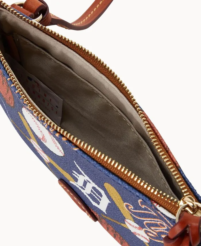 Woman MLB Tigers Top Zip Crossbody Tigers Dooney and Bourke Crossbodies Woman MLB Tigers Top Zip Crossbody Tigers Dooney and Bourke Crossbodies