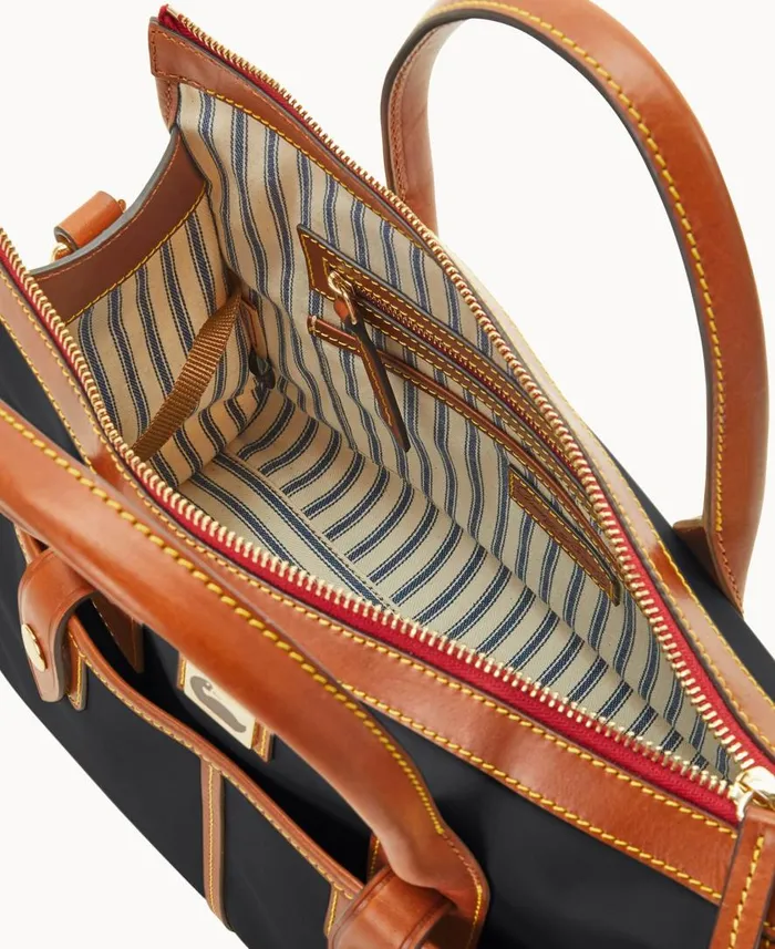 Woman Wayfarer Satchel Black Dooney and Bourke Satchels Woman Wayfarer Satchel Black Dooney and Bourke Satchels
