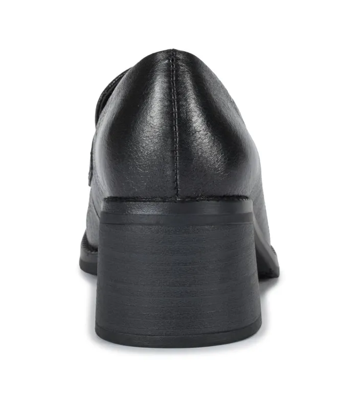 Women Accord Penny Loafer Black Baretraps Flats and Loafers