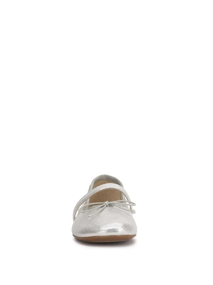 Women Azalina Mary Jane Flat In Silver Jessica Simpson Flats