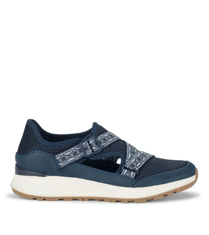 Women Bianna Slip On Sneaker Navy Blue Baretraps Flats and Loafers