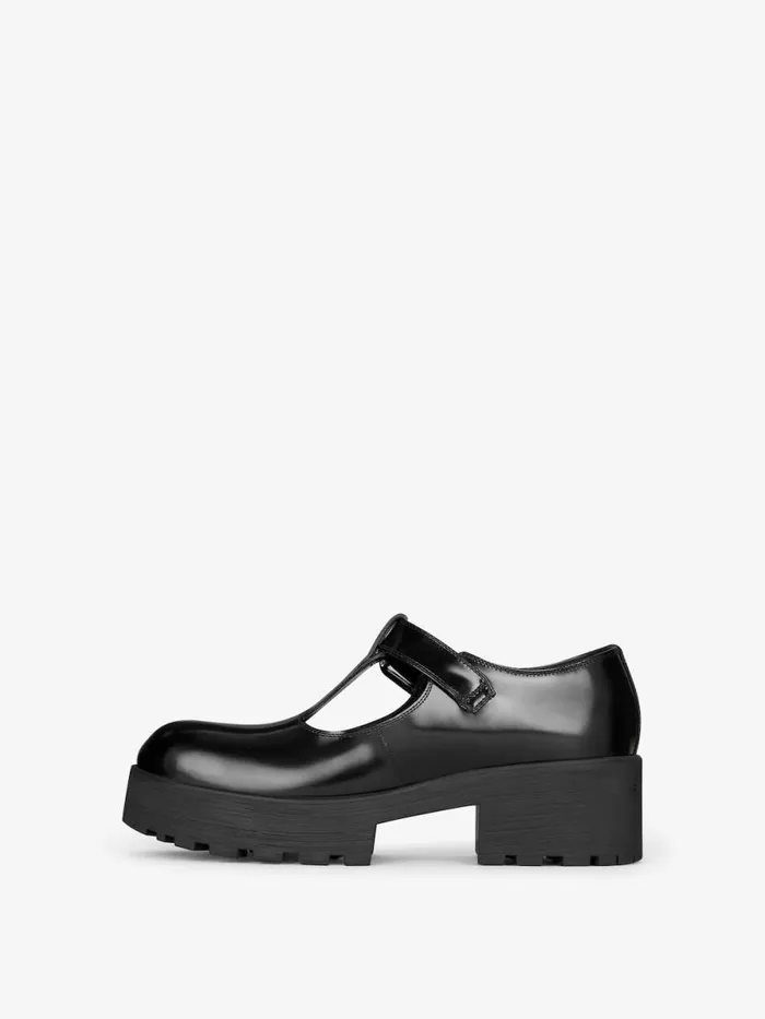 Women Boots and Booties Givenchy Voyou Babies In Leather Black Women Boots and Booties Givenchy Voyou Babies In Leather Black