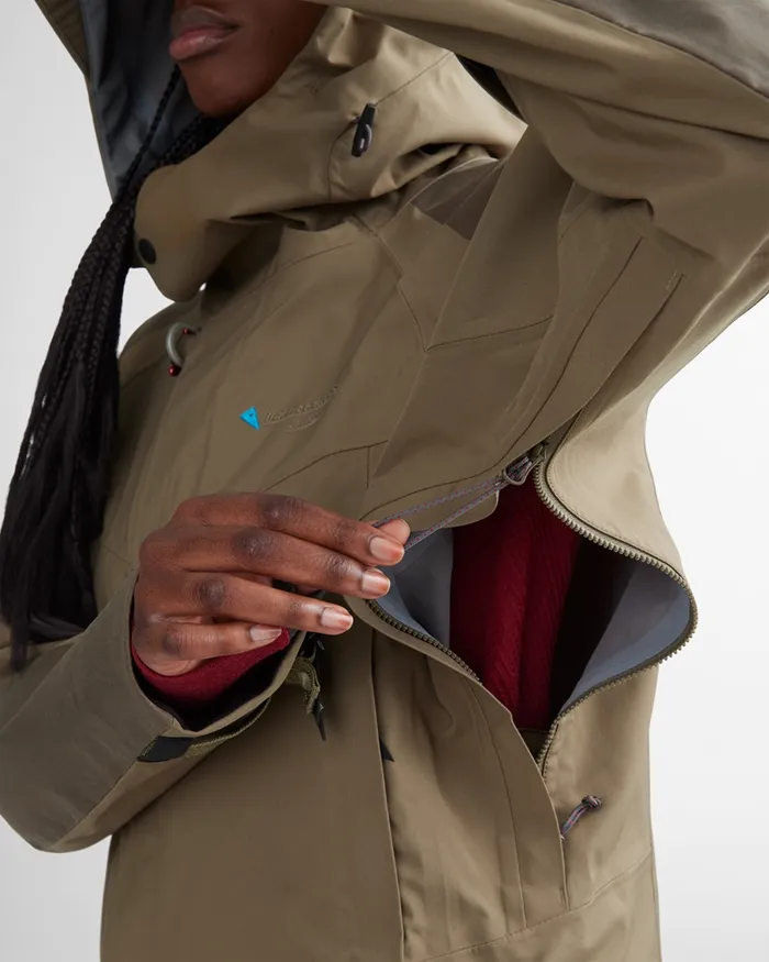 Women Brage 20 Waterproof Shell Jacket Raven Klttermusen Waterproof Jackets