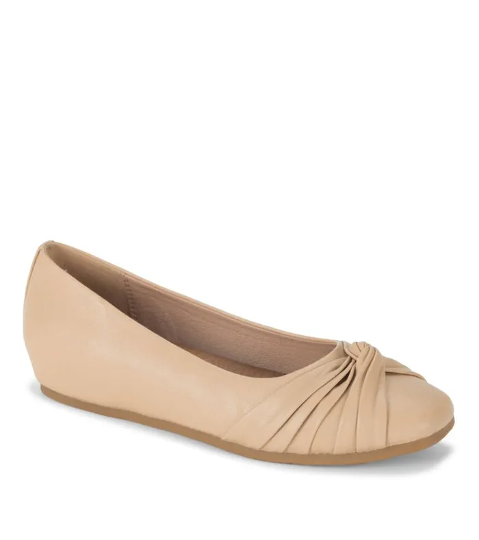 Women Chainey Casual Flat Natural Baretraps Flats and Loafers