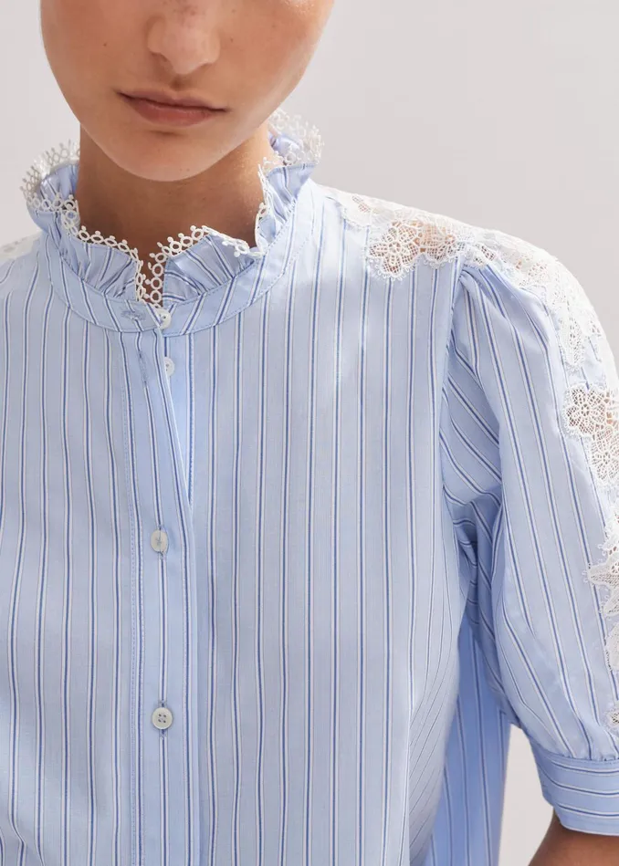 Women Cotton Stripe Lace Detail Blouse Blue MEEM