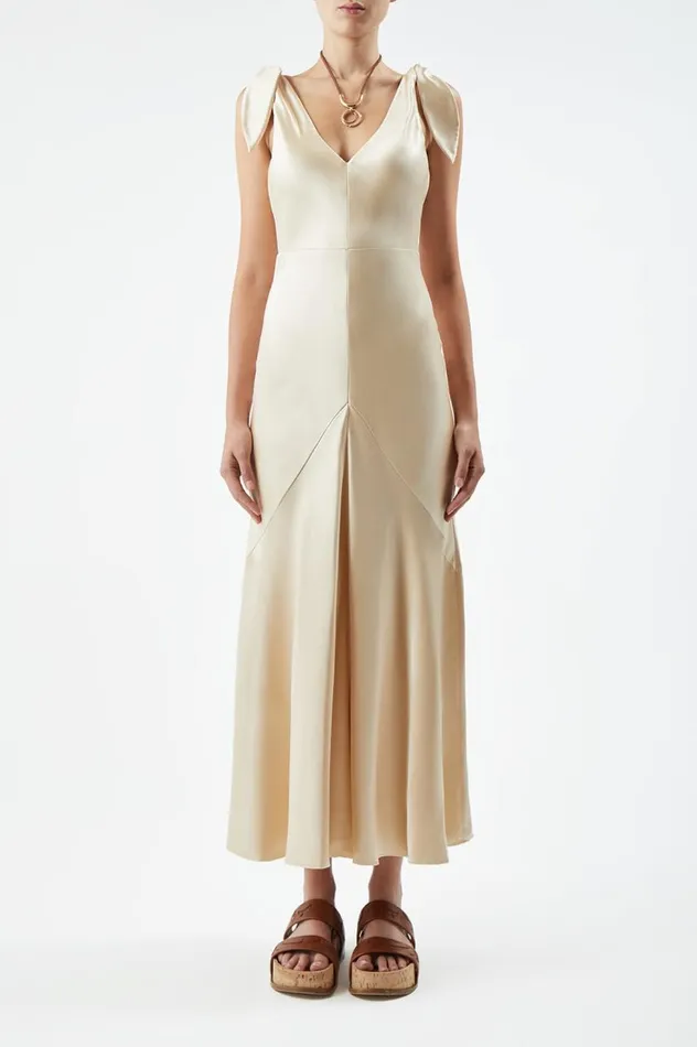 Women Dresses Gabriela Hearst Havilland Dress In Champagne Silk