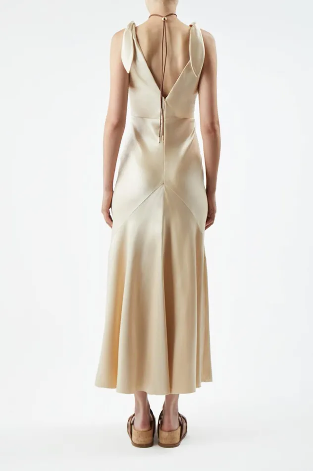 Women Dresses Gabriela Hearst Havilland Dress In Champagne Silk