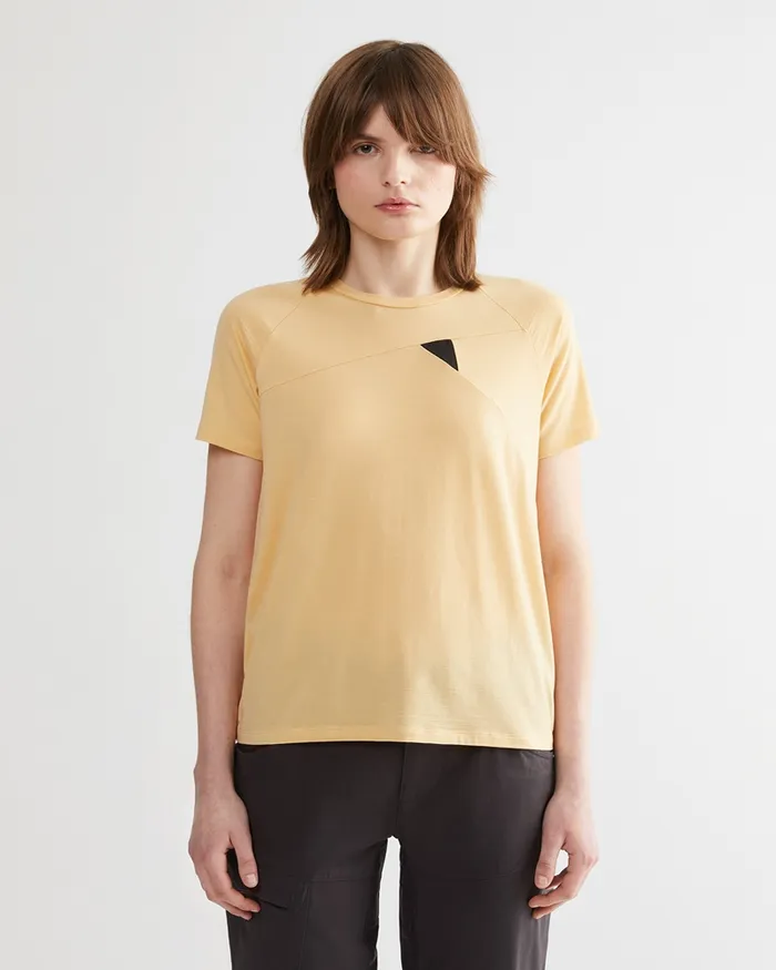 Women Fafne Tencel SS Tee Chaya Sand Klttermusen TShirts
