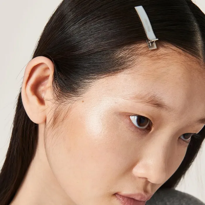 Women Headbands And Hair Accessories Miu Miu Enameled Metal Hair Clips Cornflower Blue Women Headbands And Hair Accessories Miu Miu Enameled Metal Hair Clips Cornflower Blue