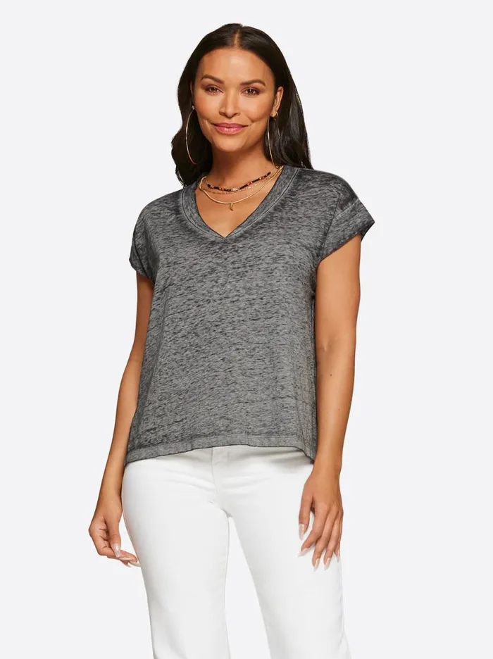 Women Jalin Tee In Black Jessica Simpson Tops and Tees