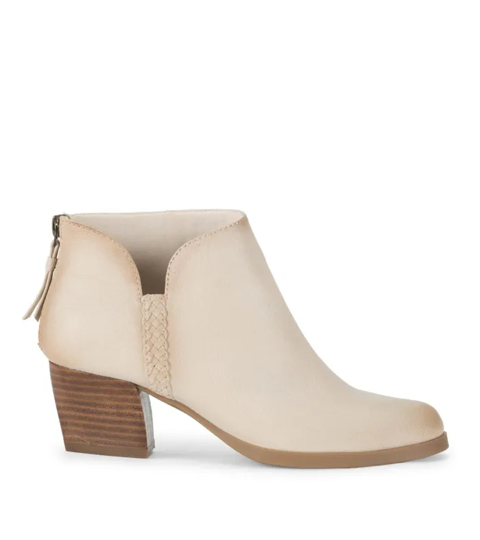 Women Lauryn Block Heel Ankle Bootie Milkyway Baretraps Booties