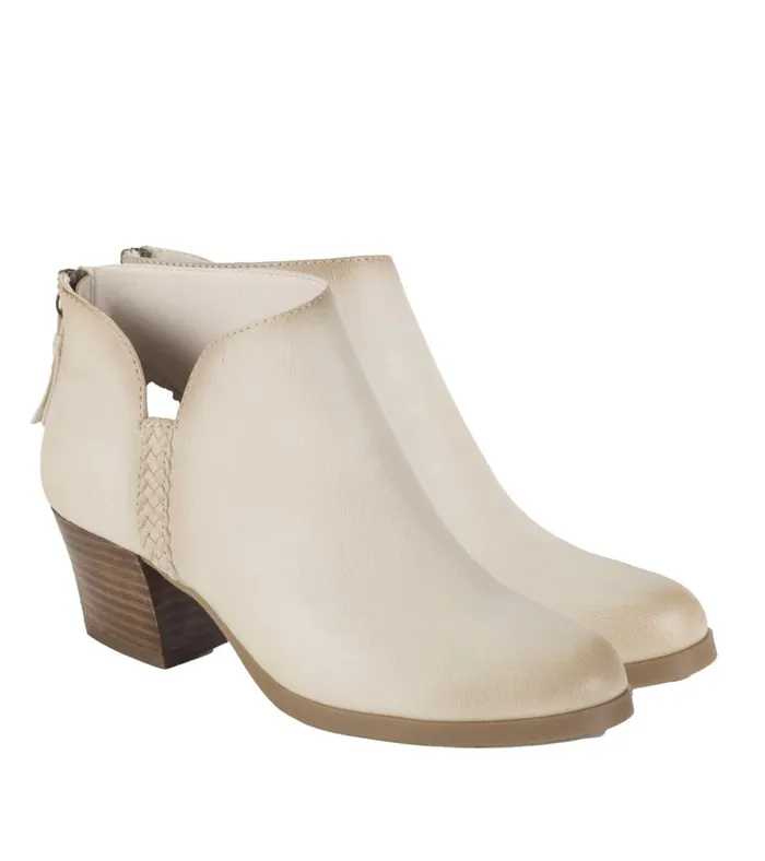 Women Lauryn Block Heel Ankle Bootie Milkyway Baretraps Booties