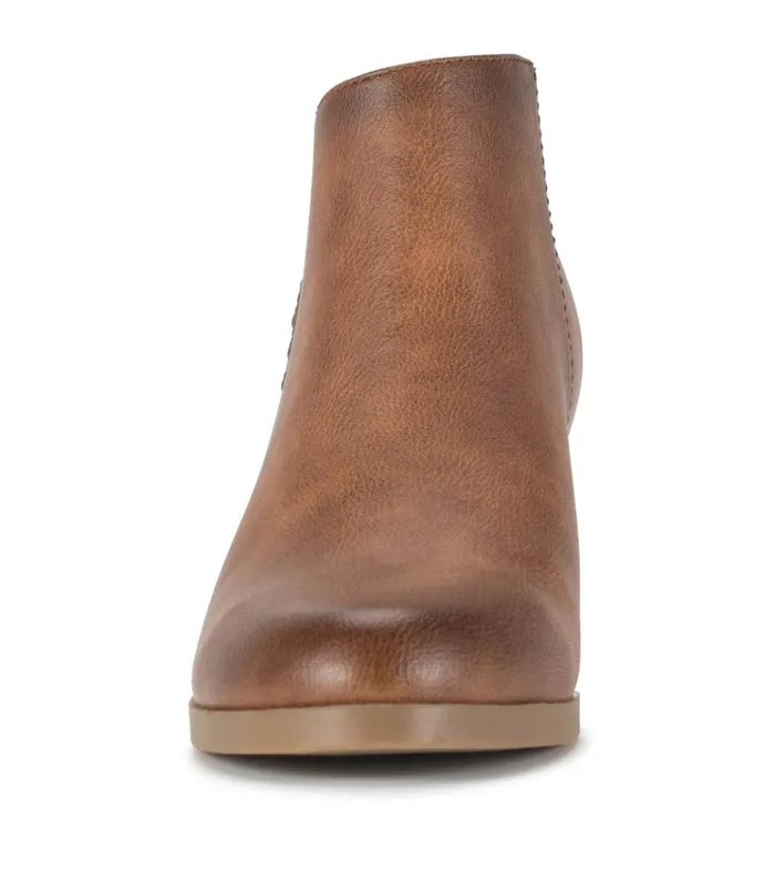Women Lauryn Block Heel Ankle Bootie Walnut Baretraps Booties