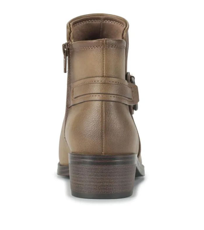 Women Maddy Bootie Truffle Baretraps Booties