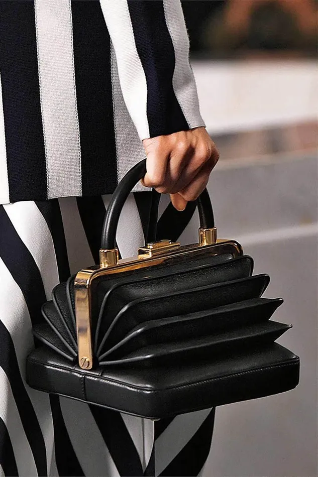 WomenMen Top Handles Gabriela Hearst Diana Bag In Black Nappa Leather