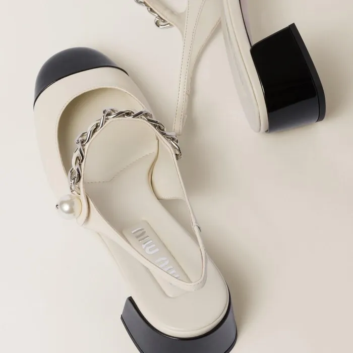 Women Pumps Miu Miu Leather And Patent Leather Slingback Pumps Ivoryblack Women Pumps Miu Miu Leather And Patent Leather Slingback Pumps Ivoryblack
