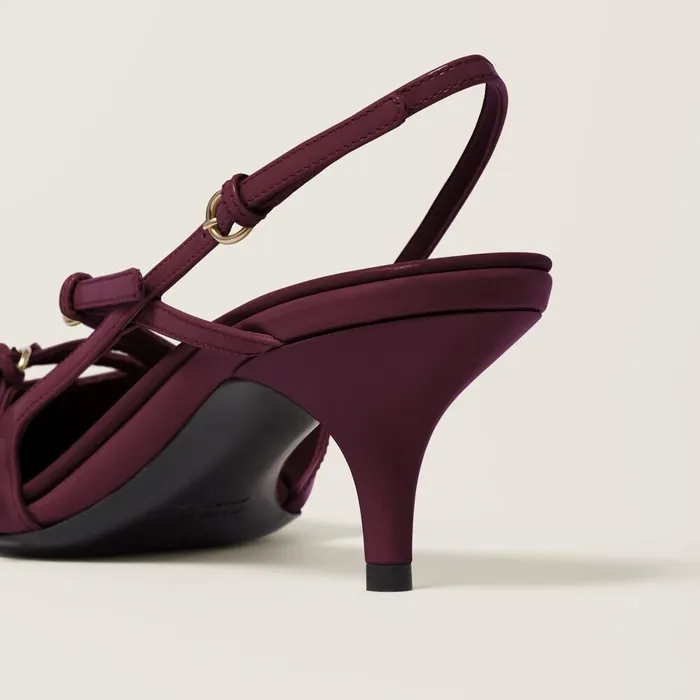 Women Pumps Miu Miu Patent Leather Slingbacks With Buckles Crimson Women Pumps Miu Miu Patent Leather Slingbacks With Buckles Crimson