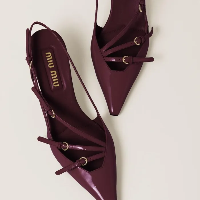 Women Pumps Miu Miu Patent Leather Slingbacks With Buckles Crimson Women Pumps Miu Miu Patent Leather Slingbacks With Buckles Crimson