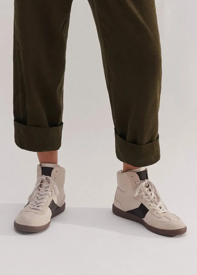 Women Retro High Top Sneaker Off White MEEM