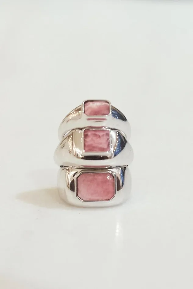 Women Rings Gabriela Hearst Medium Ring In 18k White Gold and Pink Marble Stone