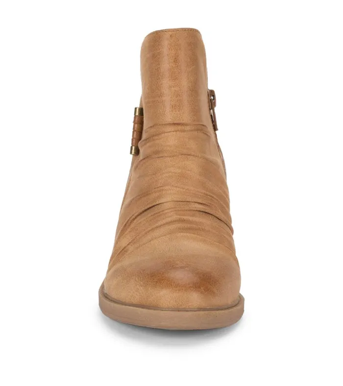 Women Sazzie Bootie Sand Baretraps Booties