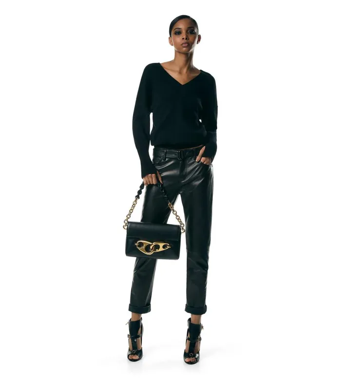 Women Shoulder Bags Tom Ford Leather Carine Medium Shoulder Bag Women Shoulder Bags Tom Ford Leather Carine Medium Shoulder Bag