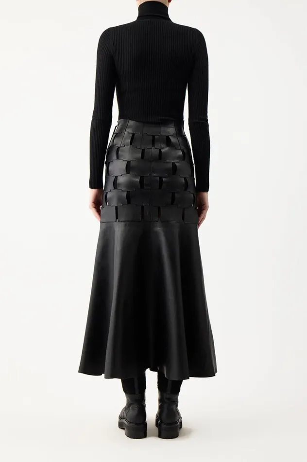 Women Sweaters and Turtlenecks Gabriela Hearst Peppe Knit Turtleneck In Black Cashmere Silk