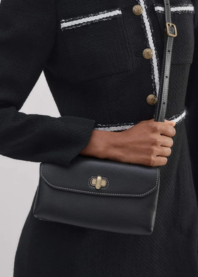 Women The Small Leather Pouch Black MEEM
