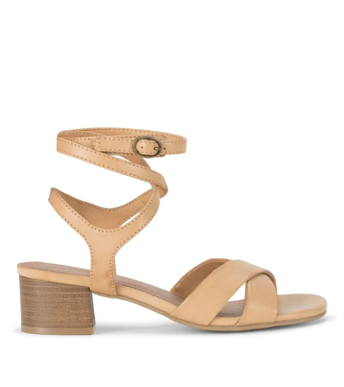 Women Valerie Block Heel Sandal Natural Baretraps Classic Comfort Sandals